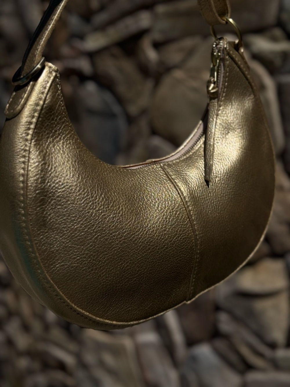 Classic Nora in metallic gold - Picture 4 of 10